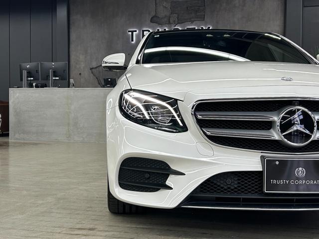 Ｅクラス Ｅ２００　アバンギャルド　スポーツ　レザーエクスクルーシブパッケージ　アンビエントルーバー　３Ｄツイーター　オレンジゴールドキャリパー　クランツ低ダストブレーキパッド　ブルメスターサウンド　シートヒーター　パワートランク（26枚目）