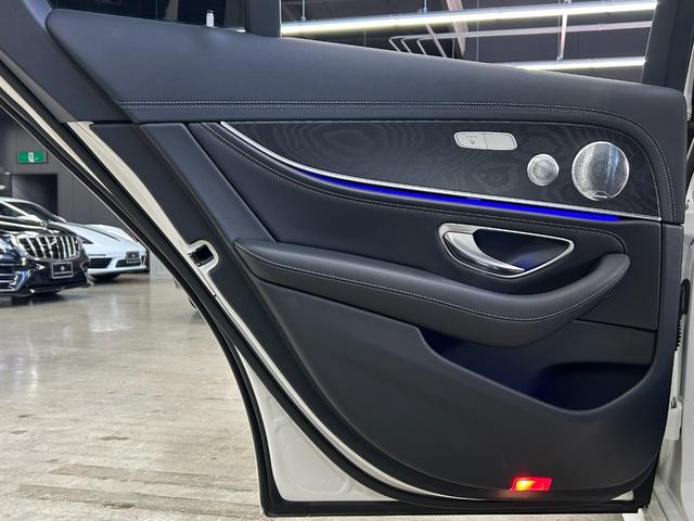 Ｅクラス Ｅ２００　アバンギャルド　スポーツ　レザーエクスクルーシブパッケージ　アンビエントルーバー　３Ｄツイーター　オレンジゴールドキャリパー　クランツ低ダストブレーキパッド　ブルメスターサウンド　シートヒーター　パワートランク（29枚目）