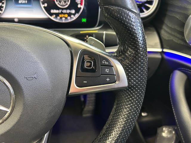 Ｅクラス Ｅ２００　アバンギャルド　スポーツ　レザーエクスクルーシブパッケージ　アンビエントルーバー　３Ｄツイーター　オレンジゴールドキャリパー　クランツ低ダストブレーキパッド　ブルメスターサウンド　シートヒーター　パワートランク（36枚目）