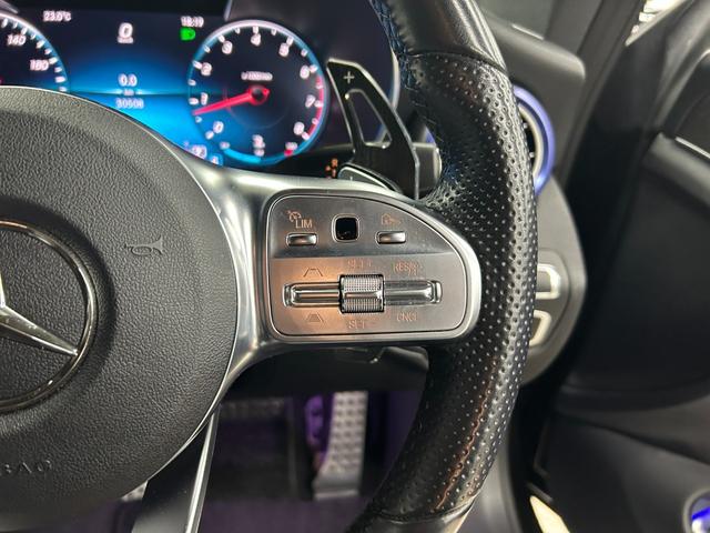 Cクラス C180クーペ スポーツ レザーエクスクルーシブPKG パノラミックスライディングルーフ 後期型 ワンオフマフラー 63仕様ディフューザーカッター キャリパー塗装 パナメリカーナグリル エアバランスパッケージ 純正マフラーあり(33枚目)