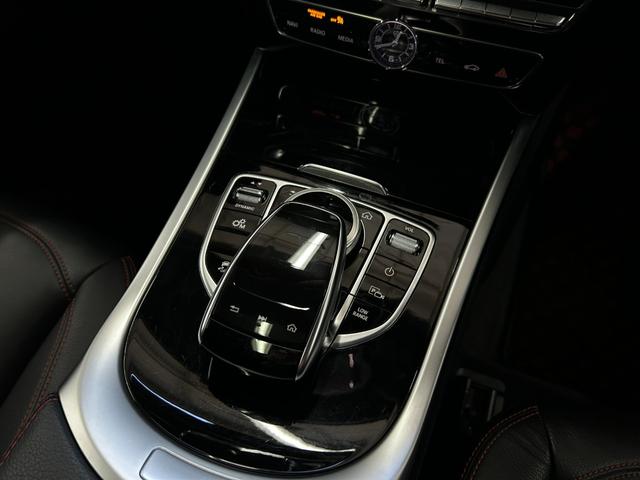 Ｇクラス Ｇ３５０ｄ　ＡＭＧライン　ＡＭＧライン　ラグジュアリーＰＫＧ　アダプティブダンピングシステム　ブラック塗装済みＡＭＧ２０インチＡＷ　ブルメスターサウンド　サンルーフ　デジタルインナーミラー　シートヒーター　パワーシート（20枚目）