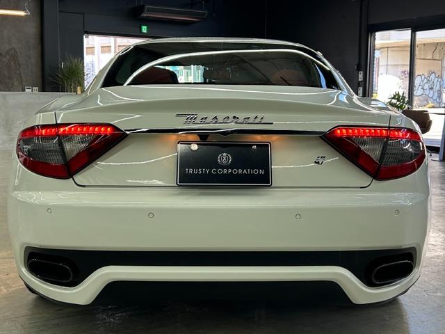 ■掲載後わずか１日で売れてしまう車も多くあります■売約済みでご迷惑をお掛けしたくないのでご来店時は事前にご連絡をお願いします■お問い合わせは０７２−３４９−１１１７まで。