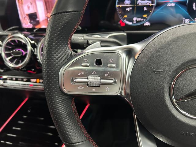 GLB GLB200d 4マチックAMGレザエクスクルシブP 新車保証 AMGライン AMGレザーエクスクルーシブパッケージ 赤×黒レザー パノラミックスライディングルーフ アドバンスドパッケージ GLB45仕様 パナメリカーナグリル 4本出しマフラーカッター(35枚目)