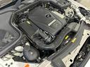 Ｅ２００　アバンギャルド　スポーツ　レザーエクスクルーシブパッケージ　アンビエントルーバー　３Ｄツイーター　オレンジゴールドキャリパー　クランツ低ダストブレーキパッド　ブルメスターサウンド　シートヒーター　パワートランク（25枚目）