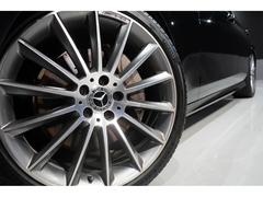 ■純正オプションＡＭＧ２０インチホイールを装着しております！■お好みのホイールへ交換やキャリパー塗装、低ダストブレーキパッドの交換等の追加カスタムもお気軽にご相談下さい！■ 4