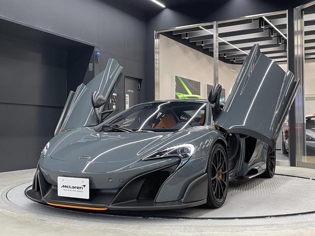 ６７５ＬＴ 　シケイン　クラブスポーツプロフェッショナルパック　世界限定５００台　認定中古車１年保証　車両リフト　リアビューカメラ　ソフトクロ－ズドア　ステルスホイ－ルフィニッシュ　カーボンホイ－ルア－チ（3枚目）