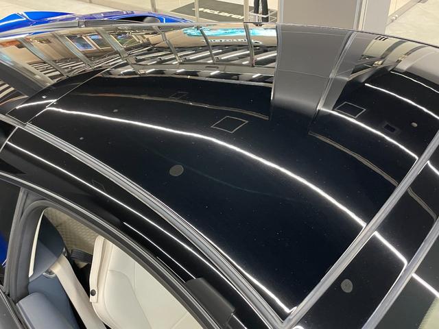 ＧＴ リュクス　プレミアム＆プラクティカリパック　ＭＳＯペイント／スポ－ツエキゾ－スト／１５スポ－ク鍛造ホイ－ル／車両リフト／アダプティブＬＥＤヘッドライト／Ｂ＆Ｗ１２スピーカーオーディオシステム／プライバシ－ガラス／グロスブラックル－フ（31枚目）