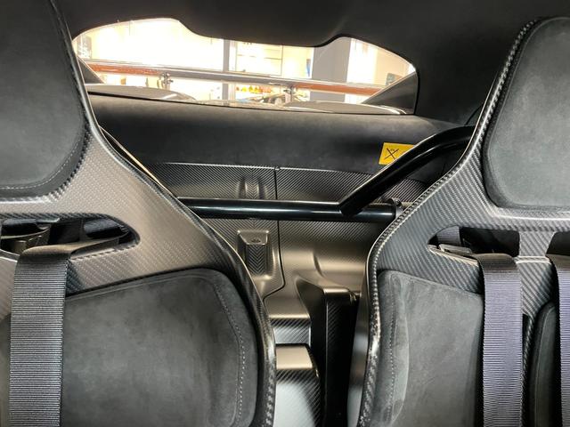 ６２０Ｒ 世界２２５台限定車　スぺシャルペイント／モータ－スポ－ツダンピングサスペンション／スポ－ツエキゾ－スト／スーパ－ライトウェイトレ－シングシ－ト／ＭＳＯハーネスバ－／エアコン／前後パーキングセンサ－／バックカメラ（39枚目）