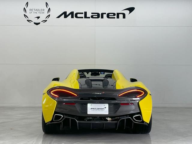 ５７０Ｓスパイダー 　Ｂｙ　ＭｃＬａｒｅｎデザイナ－インテリア／１０スポ－クライトウエイト鍛造ホイ－ル／ダイヤモンドカット／（8枚目）