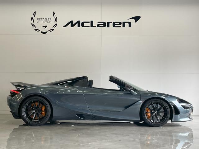 ７２０Ｓスパイダー ベースグレード　カーボンフロント＆リアフェンダーエアーインテーク／ＭＳＯ　Ｄｅｆｉｎｅｄカーボンリアデッキ＆エンジンカバー／電動メモリーシート＆シートヒーター／エレクトロクロミックルーフ／カーボンインテリアコンポーネ（10枚目）