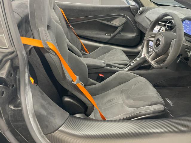 ７２０Ｓスパイダー ベースグレード　カーボンフロント＆リアフェンダーエアーインテーク／ＭＳＯ　Ｄｅｆｉｎｅｄカーボンリアデッキ＆エンジンカバー／電動メモリーシート＆シートヒーター／エレクトロクロミックルーフ／カーボンインテリアコンポーネ（27枚目）