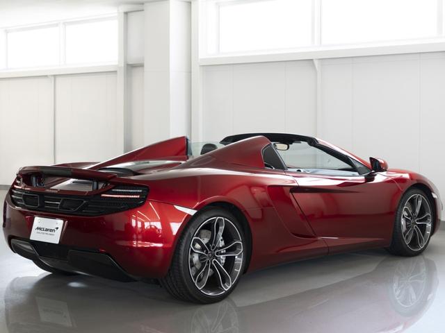 ＭＰ４－１２Ｃスパイダー ベースグレード　ステルスパック／スポ－ツエキゾ－スト／電動メモリ－＆シートヒ－タ－／パーキングセンサ－前後／ライトウエイト鍛造ホイ－ルダイヤモンドカットフィニッシュ／カーボンインテリアアップグレ－ド（12枚目）