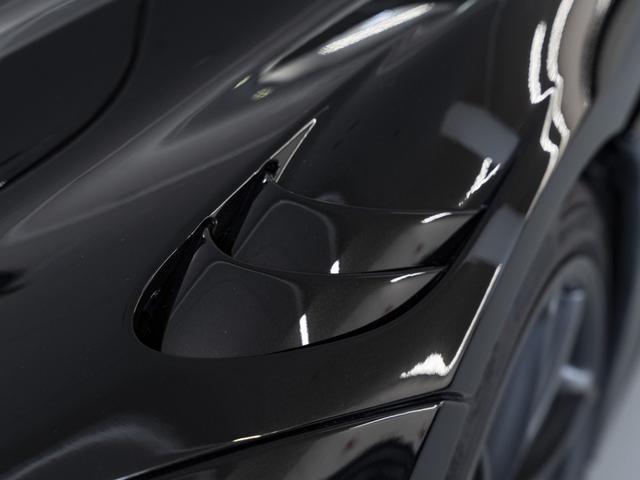 ７５０Ｓスパイダー パフォ－マンスインテリア　スポ－ツエキゾ－スト／１０スポ－クウルトラライト鍛造ホイ－ル「タービン」／ステルスホイ－ルフィニッシュ／電動メモリ－＆シートヒ－タ－／Ｂ＆Ｗ１２スピ－カ－システム／３６０度パ－クビュ－カメラ（26枚目）