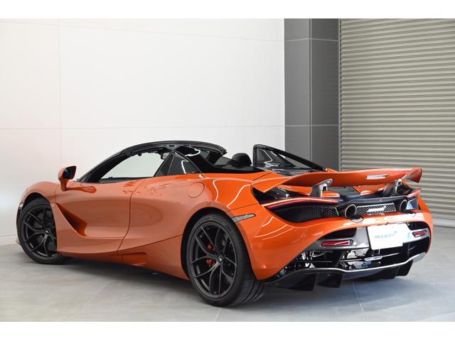 ７２０Ｓスパイダー ラグジュアリ－　エリ－トペイント　スポ－ツエキゾ－スト／カ－ボンファイバ－エクステリアアップグレ－ド３／エレクトリックロミックルーフ／３６０°パークアシスト／車輛リフトシステム／Ｂ＆Ｗ１２スピ－カ－／ブランドロゴ入りフロアマット（13枚目）