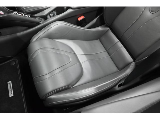 ７２０Ｓスパイダー ラグジュアリ－　エリ－トペイント　スポ－ツエキゾ－スト／カ－ボンファイバ－エクステリアアップグレ－ド３／エレクトリックロミックルーフ／３６０°パークアシスト／車輛リフトシステム／Ｂ＆Ｗ１２スピ－カ－／ブランドロゴ入りフロアマット（31枚目）