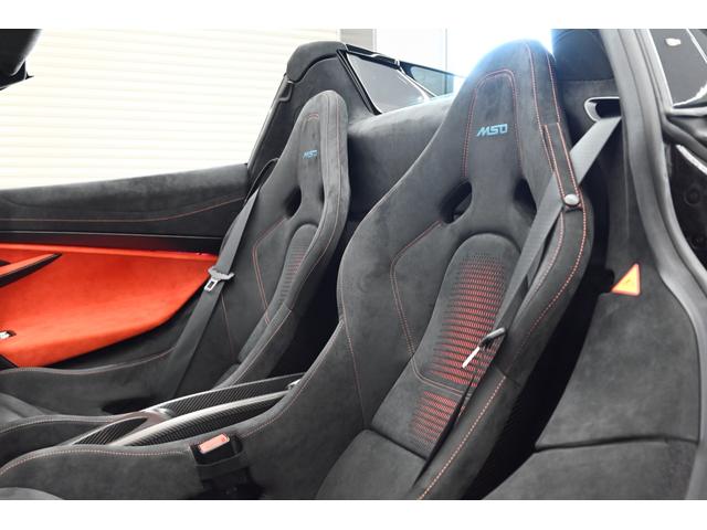 ７６５ＬＴスパイダー 　カーボンファイバーエクステリアアップグレード１＆２／カーボンファイバーブロントフェンダールーバー／ブラック＆バーントオレンジインテリア／レーシングシートツーリングサイズ／Ｂ＆Ｗ１２スピーカー（56枚目）