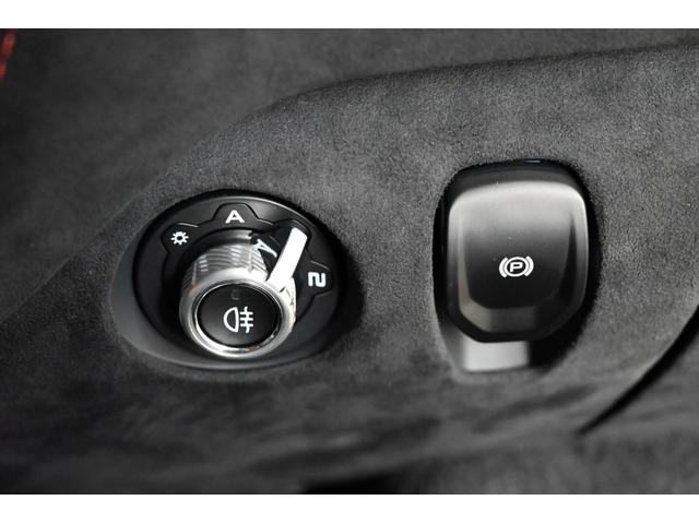 ７６５ＬＴスパイダー 　カーボンファイバーエクステリアアップグレード１＆２／カーボンファイバーブロントフェンダールーバー／ブラック＆バーントオレンジインテリア／レーシングシートツーリングサイズ／Ｂ＆Ｗ１２スピーカー（67枚目）