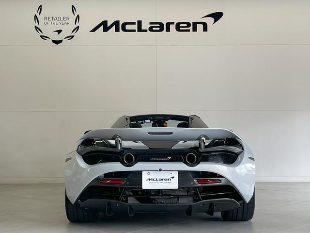 ７２０Ｓスパイダー パフォ－マンス　認定保証２年付き／電動メモリ＆シートヒ－タ－／ソフトクロ－ズドア／１０スポ－クライトウエイト鍛造ホイ－ル／カーボンファイバ－ミラ－／カーボンファイバ－ボンネットダクト／カーボンファイバ－エアダクト（14枚目）