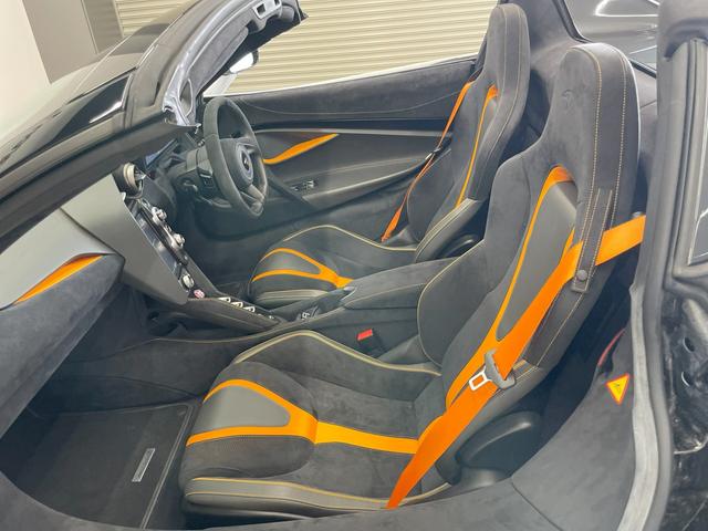 ７２０Ｓスパイダー パフォ－マンス　認定保証２年付き／電動メモリ＆シートヒ－タ－／ソフトクロ－ズドア／１０スポ－クライトウエイト鍛造ホイ－ル／カーボンファイバ－ミラ－／カーボンファイバ－ボンネットダクト／カーボンファイバ－エアダクト（37枚目）