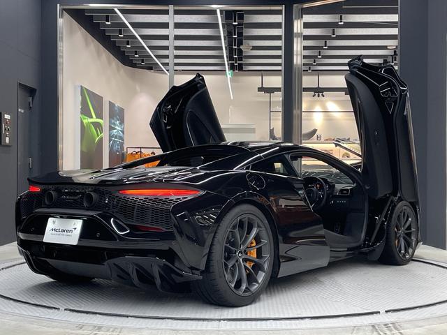 アルトゥーラ パフォ－マンス　パフォーマンストリム／スポ－ツエキゾ－スト／電動メモリーシート＆シートヒーター／ステルスエキゾ－スト＆ホットＶフィニッシャ－／ダークステルスホイ－ルフィニッシュ（10枚目）