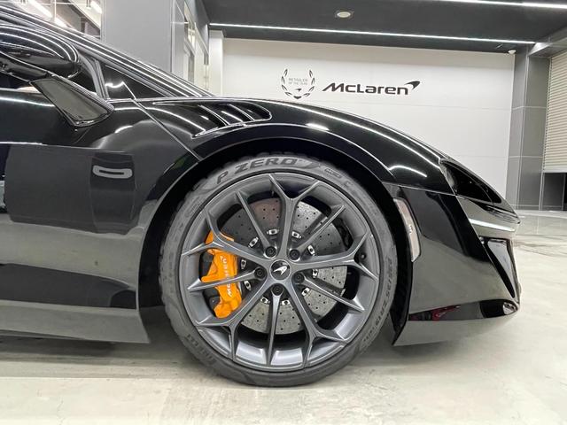 アルトゥーラ パフォ－マンス　パフォーマンストリム／スポ－ツエキゾ－スト／電動メモリーシート＆シートヒーター／ステルスエキゾ－スト＆ホットＶフィニッシャ－／ダークステルスホイ－ルフィニッシュ（16枚目）