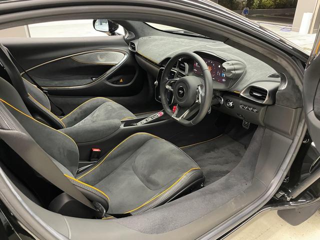 アルトゥーラ パフォ－マンス　パフォーマンストリム／スポ－ツエキゾ－スト／電動メモリーシート＆シートヒーター／ステルスエキゾ－スト＆ホットＶフィニッシャ－／ダークステルスホイ－ルフィニッシュ（24枚目）