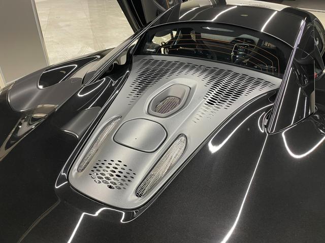 アルトゥーラ パフォ－マンス　パフォーマンストリム／スポ－ツエキゾ－スト／電動メモリーシート＆シートヒーター／ステルスエキゾ－スト＆ホットＶフィニッシャ－／ダークステルスホイ－ルフィニッシュ（31枚目）