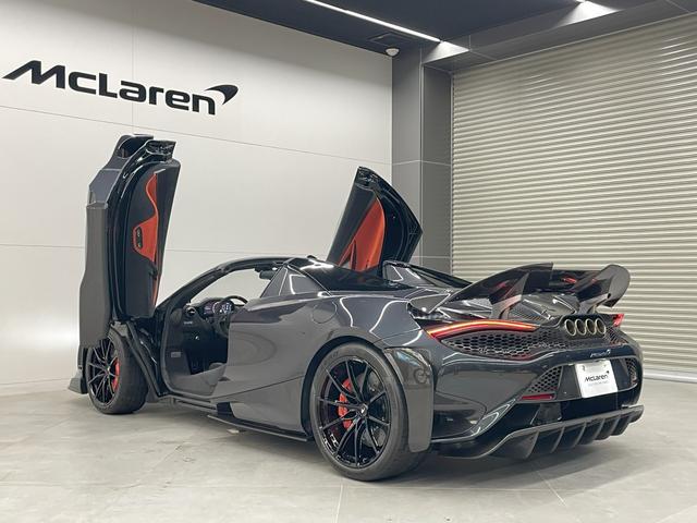 ７６５ＬＴスパイダー 　世界限定車／エレクトロクロミックルーフ／カ－ボンエクステリアアップグレ－ド１＆２／カーボンフロントエア－インテ－ク／フロントル－バ－フェンダ－／Ｂｏｗｅｒ＆Ｗｉｌｋｉｎｓ１２スピ－カ－システム（19枚目）