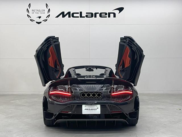 ７６５ＬＴスパイダー 　世界限定車／エレクトロクロミックルーフ／カ－ボンエクステリアアップグレ－ド１＆２／カーボンフロントエア－インテ－ク／フロントル－バ－フェンダ－／Ｂｏｗｅｒ＆Ｗｉｌｋｉｎｓ１２スピ－カ－システム（21枚目）