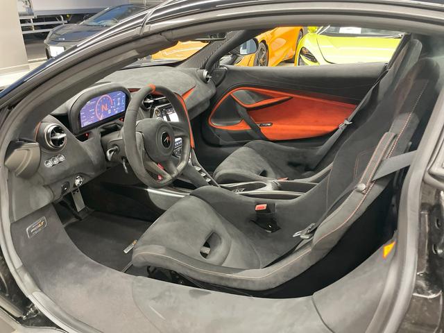 ７６５ＬＴスパイダー 　世界限定車／エレクトロクロミックルーフ／カ－ボンエクステリアアップグレ－ド１＆２／カーボンフロントエア－インテ－ク／フロントル－バ－フェンダ－／Ｂｏｗｅｒ＆Ｗｉｌｋｉｎｓ１２スピ－カ－システム（49枚目）