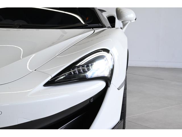 ６００ＬＴ ベースグレード　限定車／ダークパラジウムルーフ／１０スポ－クライトウェイト鍛造ホイ－ル／エアーコンディショナー／４スピーカーオーディオシステム／リヤビュ－カメラ／プロテクションフィル／フロントガラス保護フィルム（20枚目）