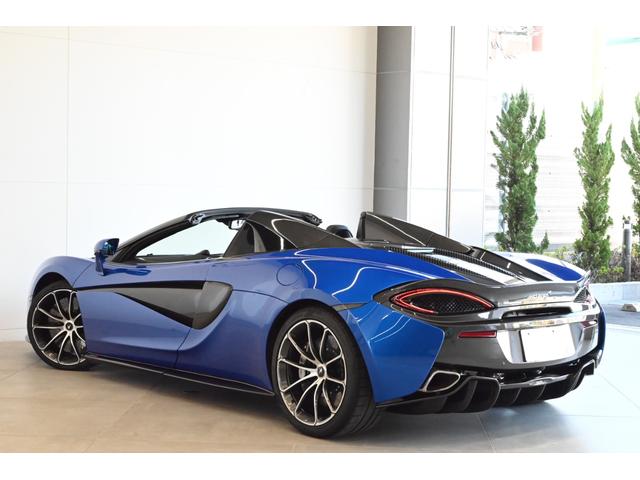 ５７０Ｓスパイダー Ｄｅｓｉｇｎ　Ｅｄｉｔｉｏｎ５　Ｄｅｓｉｇｎ　Ｅｄｉｔｉｏｎ５／ＭＳＯスーパ－スポ－ツエキゾ－スト／電動メモリースポーツシート＆シートヒーター／ソフトクロ－ズドア／Ｂ＆Ｗ１２スピ－カ－オーディオシステム／認定中古車２年保証（13枚目）