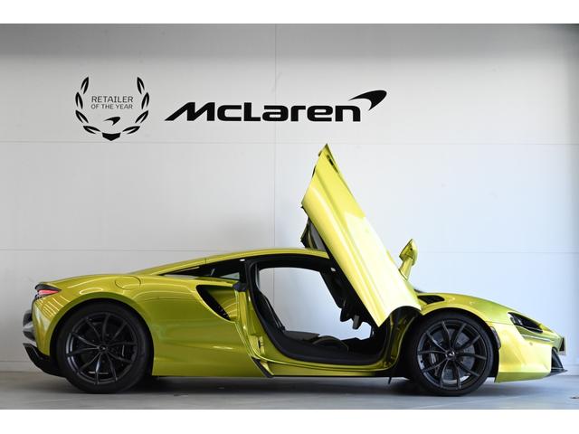 アルトゥーラ Ｖｉｓｉｏｎ　Ｖｉｓｉｏｎ／新車保証継承／スポーツエキゾースト／ステルスエキゾースト＆ホットＶフィニッシャー／認定中古車／ＰＰＦフロントフル／フロントガラス保護フィルム／ドラレコレーダ－（7枚目）