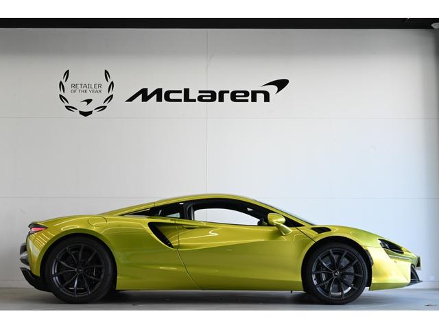 アルトゥーラ Ｖｉｓｉｏｎ　Ｖｉｓｉｏｎ／新車保証継承／スポーツエキゾースト／ステルスエキゾースト＆ホットＶフィニッシャー／認定中古車／ＰＰＦフロントフル／フロントガラス保護フィルム／ドラレコレーダ－（8枚目）