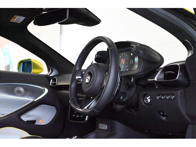 アルトゥーラ Ｖｉｓｉｏｎ　Ｖｉｓｉｏｎ／新車保証継承／スポーツエキゾースト／ステルスエキゾースト＆ホットＶフィニッシャー／認定中古車／ＰＰＦフロントフル／フロントガラス保護フィルム／ドラレコレーダ－（28枚目）