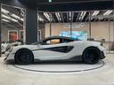 　６００ＬＴ　右ハンドル　シリカホワイト　スペシャルペイント　認定中古車保証付　カーボンファイバ－エクステリア１＆２　車両リフト　エアーコンディショナ－　１０スポ－クウルトラライトウェイト鍛造ホイ－ル（12枚目）