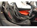 　カーボンファイバーエクステリアアップグレード１＆２／カーボンファイバーブロントフェンダールーバー／ブラック＆バーントオレンジインテリア／レーシングシートツーリングサイズ／Ｂ＆Ｗ１２スピーカー（49枚目）
