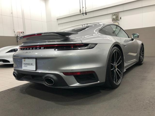 ９１１ターボＳ　２０２１年モデル　認定中古車保証　ＰＡＳＭ　スポーツ　エグゾースト　電動スライドチルト　ガラスサンルーフレーンチェンジアシスト　トラフィックジャムアシストＡＣＣ(40枚目)