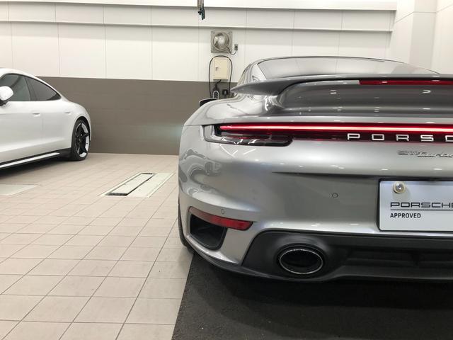 ９１１ ９１１ターボＳ　２０２１年モデル　認定中古車保証　ＰＡＳＭ　スポーツ　エグゾースト　電動スライドチルト　ガラスサンルーフレーンチェンジアシスト　トラフィックジャムアシストＡＣＣ（45枚目）