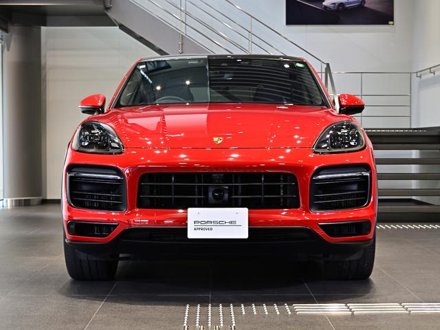 カイエンクーペ カイエンＧＴＳ　クーペ　２０２０年式　認定中古車保証付　ライトウェイトスポーツパッケージ　スポエグセンターテールパイプ　ソフトクローズ　ＢＯＳＥ（8枚目）