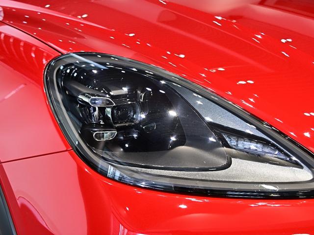 カイエンクーペ カイエンＧＴＳ　クーペ　２０２０年式　認定中古車保証付　ライトウェイトスポーツパッケージ　スポエグセンターテールパイプ　ソフトクローズ　ＢＯＳＥ（25枚目）