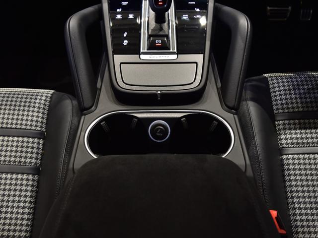 カイエンクーペ カイエンＧＴＳ　クーペ　２０２０年式　認定中古車保証付　ライトウェイトスポーツパッケージ　スポエグセンターテールパイプ　ソフトクローズ　ＢＯＳＥ（67枚目）