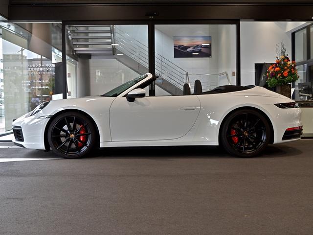 ９１１ ９１１カレラ４Ｓ　カブリオレ　２０２０年式　認定中古車保証付　スポクロ　パワステプラス　１４ｗａｙ電動シート　ブラッシュドアルミニウムインテリアパッケージ（2枚目）