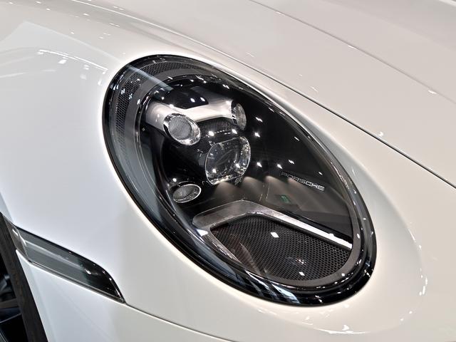 ９１１ ９１１カレラ４Ｓ　カブリオレ　２０２０年式　認定中古車保証付　スポクロ　パワステプラス　１４ｗａｙ電動シート　ブラッシュドアルミニウムインテリアパッケージ（11枚目）