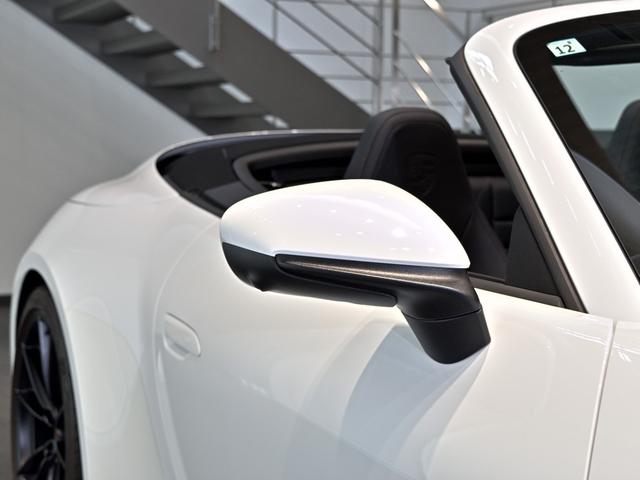 ９１１ ９１１カレラ４Ｓ　カブリオレ　２０２０年式　認定中古車保証付　スポクロ　パワステプラス　１４ｗａｙ電動シート　ブラッシュドアルミニウムインテリアパッケージ（27枚目）
