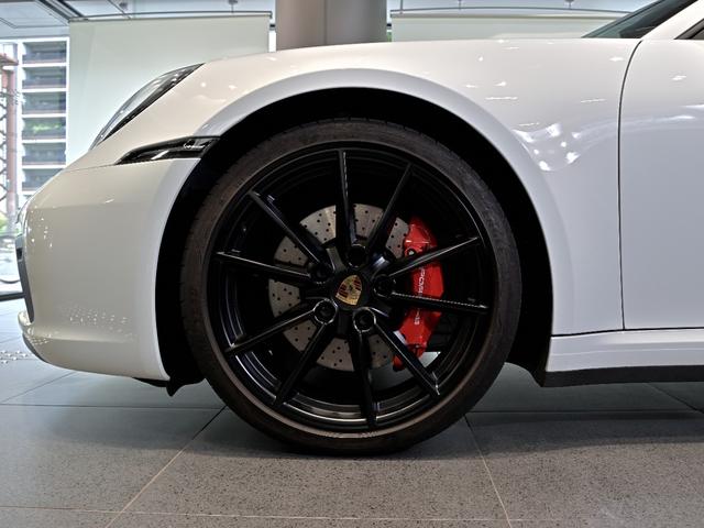 ９１１ ９１１カレラ４Ｓ　カブリオレ　２０２０年式　認定中古車保証付　スポクロ　パワステプラス　１４ｗａｙ電動シート　ブラッシュドアルミニウムインテリアパッケージ（39枚目）