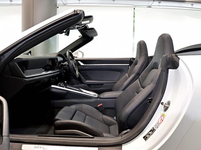９１１ ９１１カレラ４Ｓ　カブリオレ　２０２０年式　認定中古車保証付　スポクロ　パワステプラス　１４ｗａｙ電動シート　ブラッシュドアルミニウムインテリアパッケージ（51枚目）
