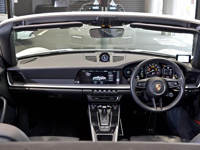 ９１１ ９１１カレラ４Ｓ　カブリオレ　２０２０年式　認定中古車保証付　スポクロ　パワステプラス　１４ｗａｙ電動シート　ブラッシュドアルミニウムインテリアパッケージ（52枚目）