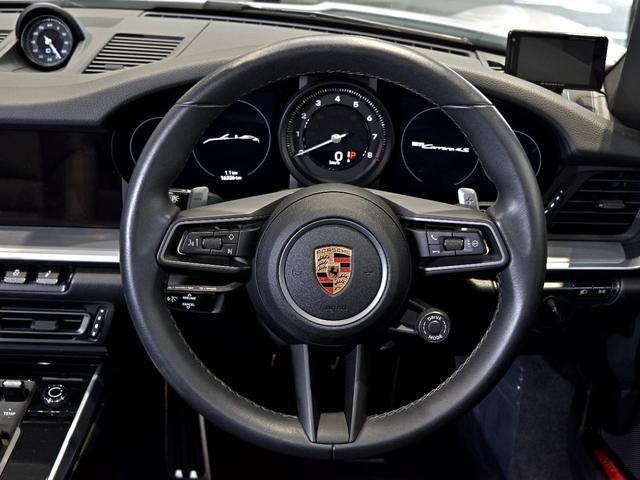 ９１１ ９１１カレラ４Ｓ　カブリオレ　２０２０年式　認定中古車保証付　スポクロ　パワステプラス　１４ｗａｙ電動シート　ブラッシュドアルミニウムインテリアパッケージ（53枚目）