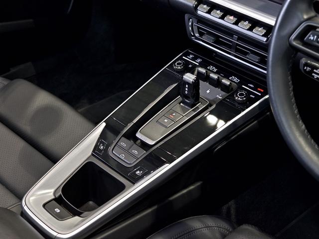 ９１１ ９１１カレラ４Ｓ　カブリオレ　２０２０年式　認定中古車保証付　スポクロ　パワステプラス　１４ｗａｙ電動シート　ブラッシュドアルミニウムインテリアパッケージ（61枚目）